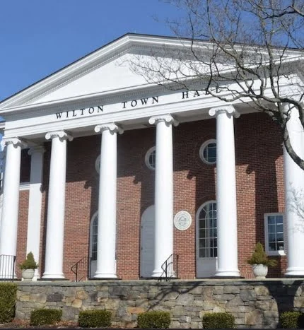 Cleaning services in Wilton, CT - Wilton Center on Route 7