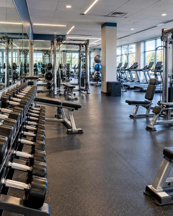 Gym and fitness cleaning, without member overlap